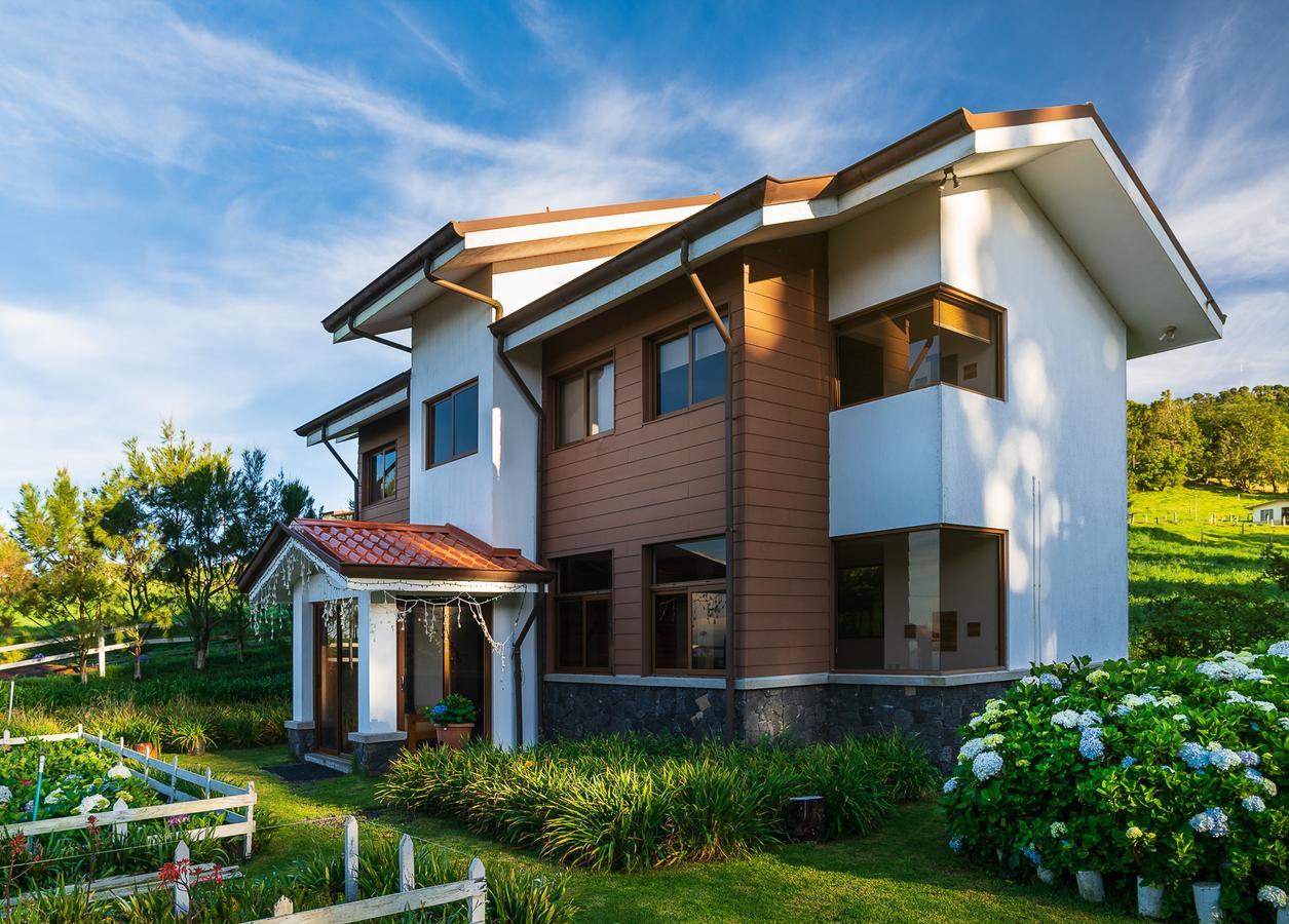 Altura Hotel Poasito Dış mekan fotoğraf