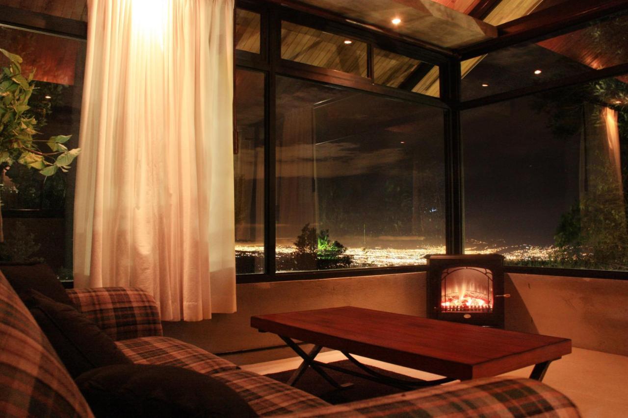 Altura Hotel Poasito Dış mekan fotoğraf